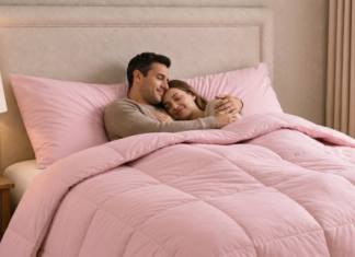 Is a Down Comforter a Good Wedding Gift? wedding gift